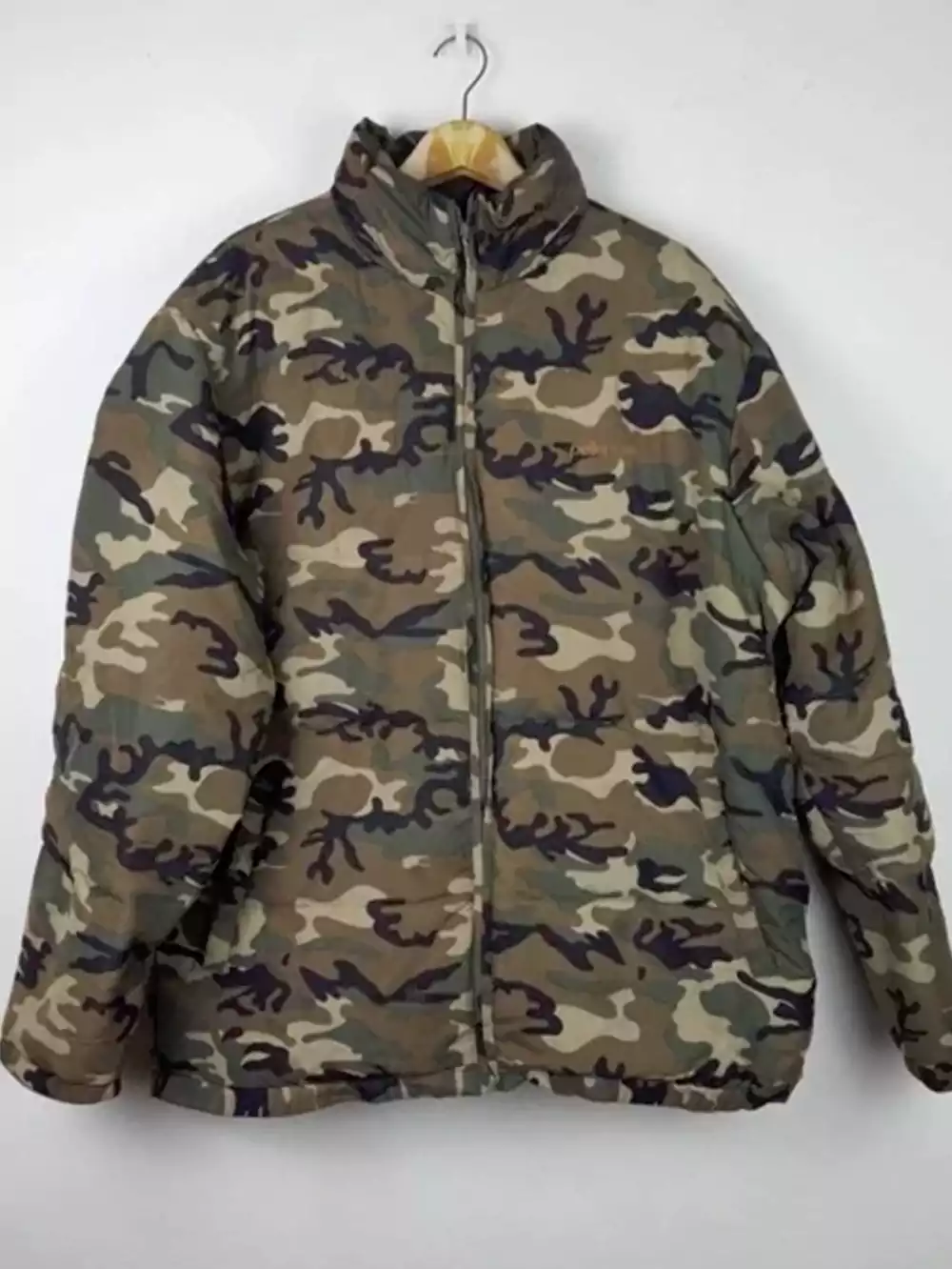 Pelle-Pelle-Green-Camouflage-Men-Puffer-Jacket.webp